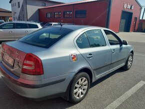 SKODA OCTAVIA 2 1,6 BENZIN AMBIENTE - 4