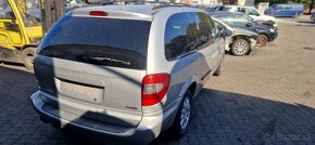 Lacno rozpredám Chrysler Voyager 2001-2007 na náhradné diely - 4