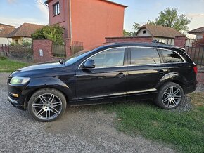 Audi Q7 3.0 TDi Quattro - 4