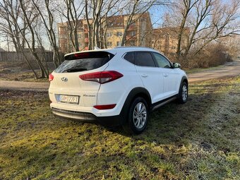 Hyundai Tucson 1.7 CRDI - 4