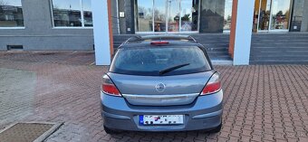 Predam Opel Astra H 1.7 CDTI .74 KW Diesel rok 2007 - 4