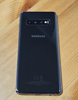 Samsung Galaxy S10 - 4