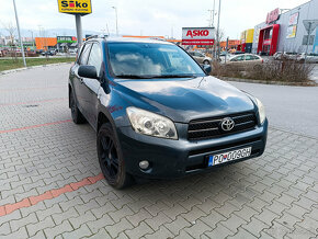 Toyota RAV4 2.0 LUX, 2007, Benzín, Manuál - 4