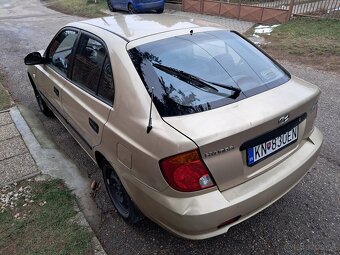 Hyundai Accent CRDI - 4