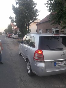 Predam opel zafira - 4