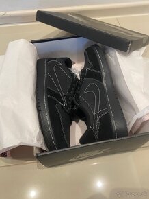 Jordan 1 low Travis scott - 4