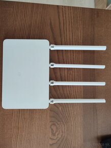 Predám výkonný Wifi Xiaomi Mi Router3 - 4