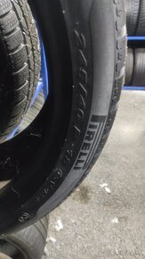 Pirelli 245/40R18 zimné runflat - 4