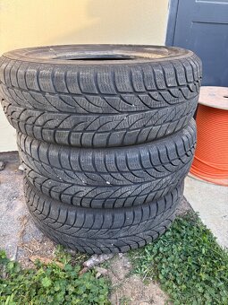 Paxaro 215/65 r16 M+S - 4