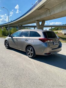 Toyota Auris Touring Sports 1.6 l Valvematic - 4