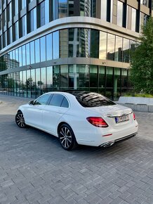 Mercedes E trieda 220 d 4MATIC A/T - 4