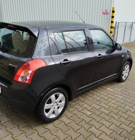 Suzuki Swift 1.3 . - 4