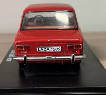 Lada 1200 1:24 - 4