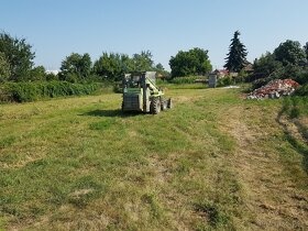 Ponukám zemne prace so šmykovým nakladačom unc ( locust 750) - 4