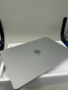 Apple MacBook PRO 256GB 2018 Space Gray - 4