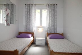 CHORVÁTSKO - Dom so 6 apartmánmi, 1.rad od mora - VODICE, SR - 4