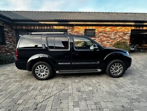 Nissan Pathfinder 3.0 DCi - 4