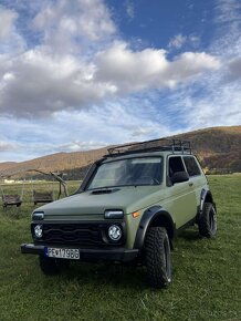 Lada Niva 1.7 - 4