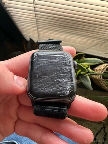 Apple watch SE 2022 44mm - 4