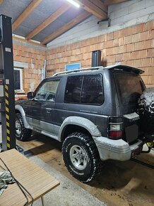 Mitsubishi pajero 2.5td - 4