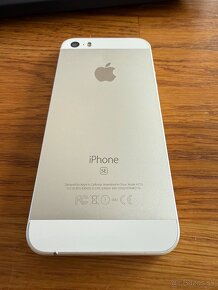 iPhone SE 2016, 64 GB - 4