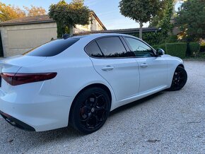 Alfa Romeo Giulia Veloce Q4 - 4