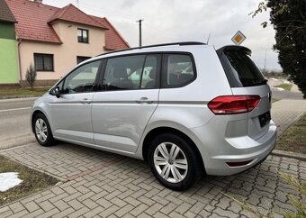 Volkswagen Touran 2,0 TDI DSG nafta automat 110 kw - 4