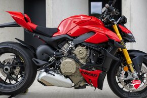 DUCATI STREETFIGHTER V4S - 4