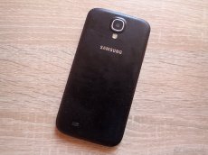Samsung Galaxy S4 LTE (GT-I9506) - 4