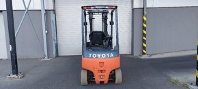 TOYOTA 8FBMT 16 elektro nosnosť 1,6 t , r.v. 2013, hod 5282 - 4