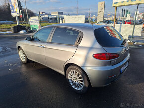 Alfa Romeo 147 1.9 JTD Impression - 4