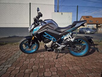 CFMOTO NK300 - 4