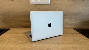 Apple MacBook Pro 13" Touch Bar 2019 Silver - 4