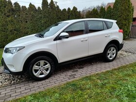 Predám toyotu rav4 91kw 2wd - 4