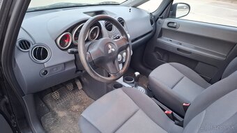 Mitsubishi colt 1.3 - 4