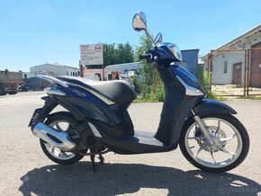 2017 PIAGGIO LIBERTY 125 i ABS naj, 4900 km po servisu - 4