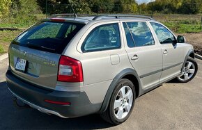 Škoda Octavia Scout 4x4 2.0 TDI CR DSG - 4