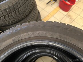 Pirelli Sottozero Winter 215/60 R17 96H - 4