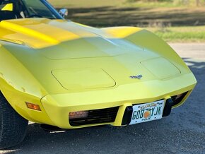 1977 Chevrolet Corvette C3 5.7 V8 - 4