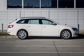 Škoda Superb Combi 2.0 TDI 4x4 Style DSG - 4