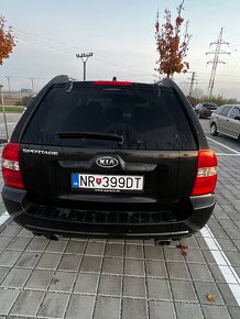 KIA SPORTAGE - 4