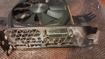 Miniatúrna Zotac Nvidia GTX 960 Amp 4GB do herných ITX case - 4