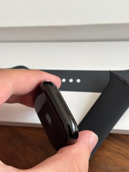 Apple Watch 10 42mm Jet Black nenosené - 4