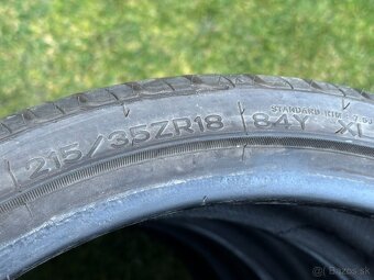 215/35 R18 - 4