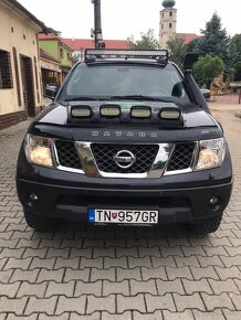 Nissan Navara 2.5 automat - 4