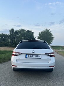 Škoda Superb Combi 1.5 TSI DSG - 4