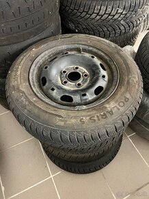 Fabia r13 zimné pneu stav ako nové 155/60r13 - 4