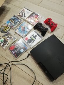 Playstation 3 Slim, ovládače, káble, čítať text - 4