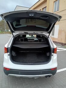 Hyundai Santa fe 2.2 CRDi 4x4 kombi - 4