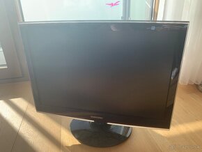 Samsung T240HD - 4